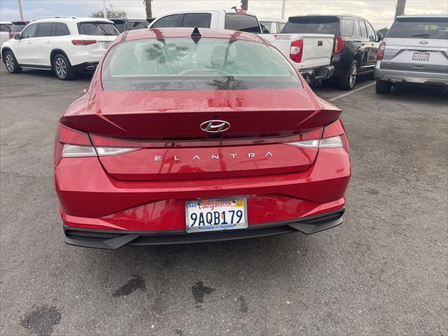 2022 hyundai elantra sel