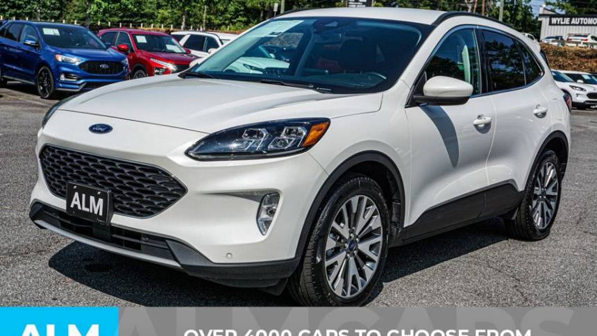 2022 ford escape titanium