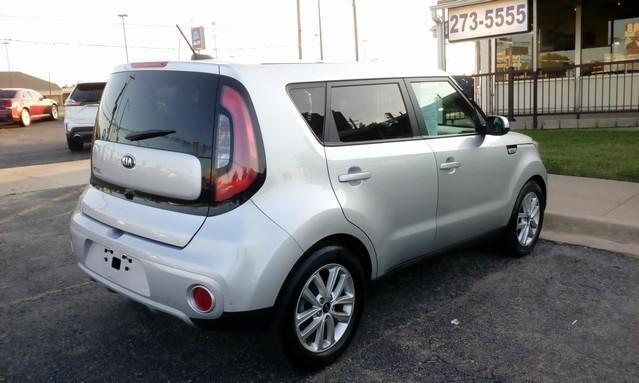 2019 kia soul +