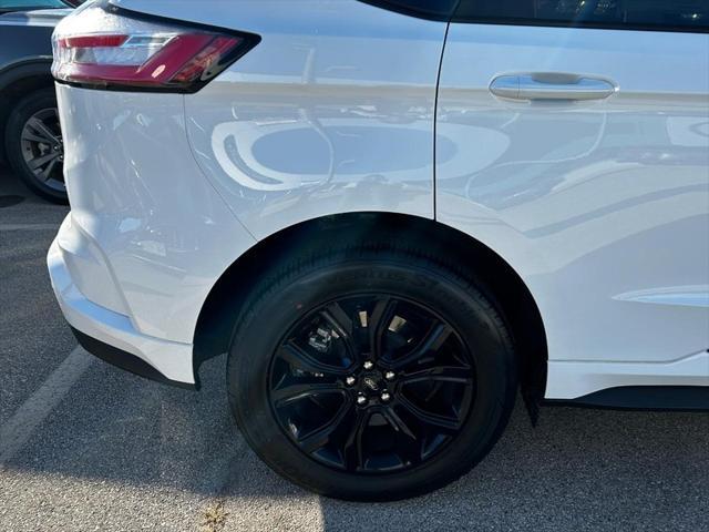 2024 ford edge se