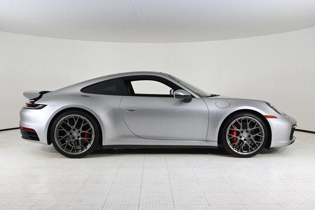 2020 porsche 911 carrera s