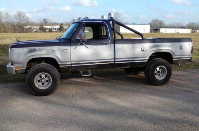 1980 dodge prospector bigblock automattic/overdrive 4x4 a/c, southern truck