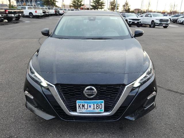 2022 nissan altima 2.5 sv