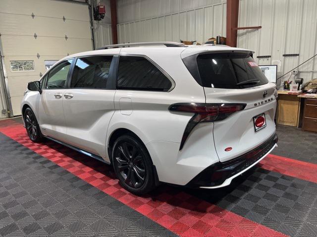 2021 toyota sienna xle 8 passenger