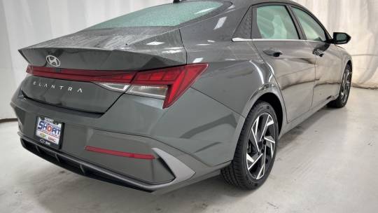 2024 Hyundai Elantra