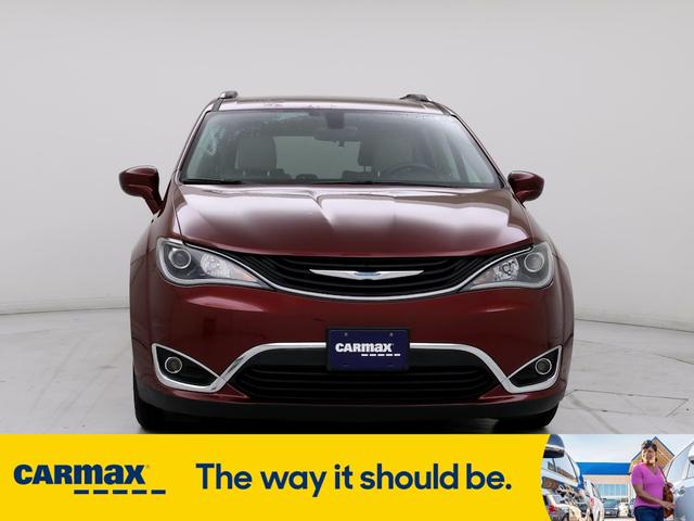 2018 chrysler pacifica hybrid touring l