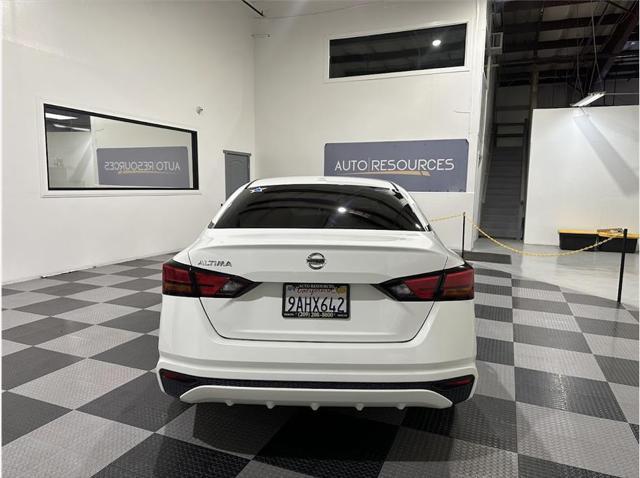 2019 nissan altima 2.5 s