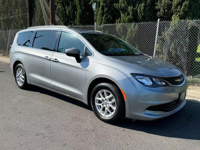 2020 chrysler voyager lxi