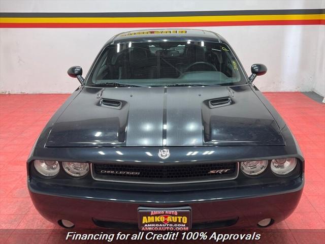 2010 dodge challenger srt8