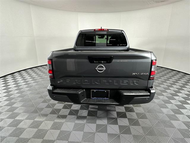 2023 nissan frontier sv