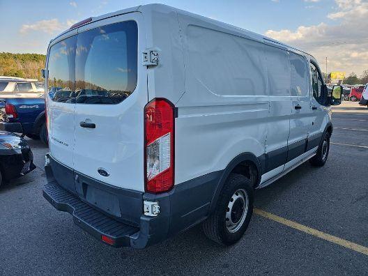 2017 ford transit-250 base