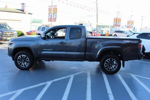 2022 toyota tacoma trd sport
