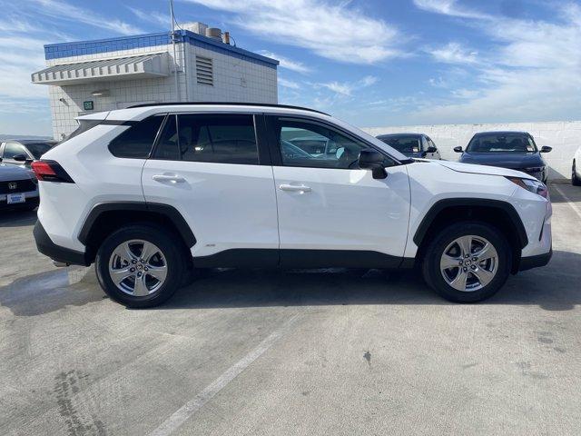 2024 toyota rav4 hybrid le