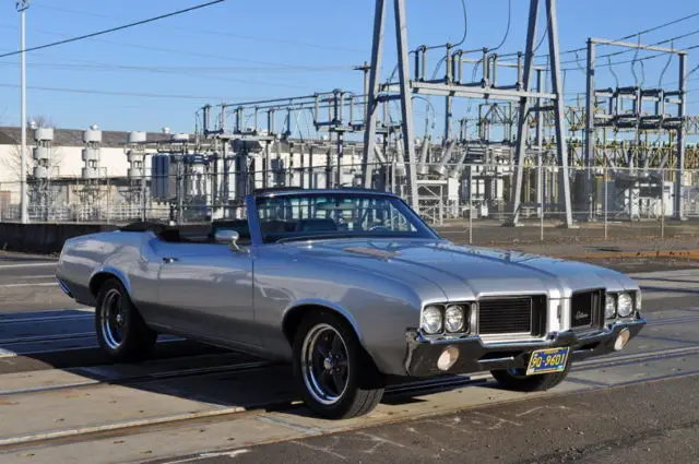 1972 oldsmobile cutlass - oregon showroom