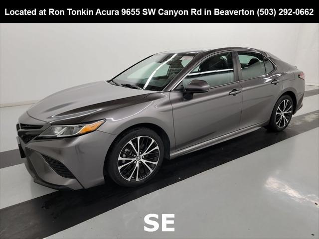2019 toyota camry se