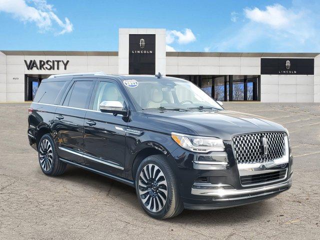 2022 lincoln navigator l black label