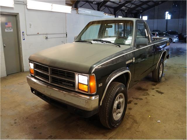 no reserve - 4wd - truck - dodge - dakota - 3.9l - v6 - automatic - new tires