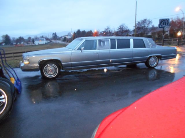 1992 cadillac fleetwood brougham superior limo 50 000 miles