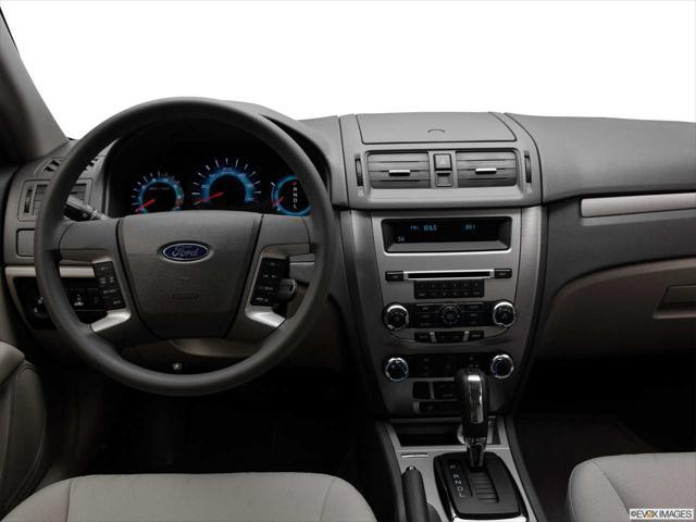 2011 ford fusion se