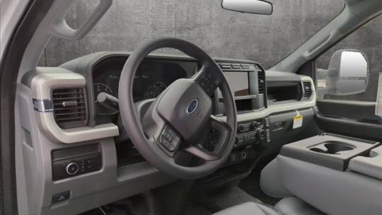 2023 Ford F-550