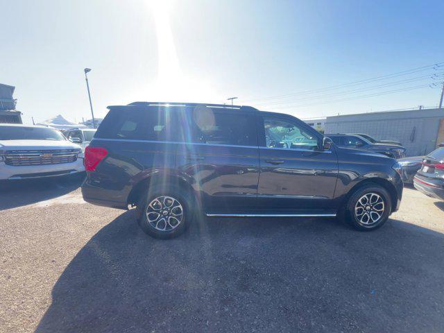 2023 ford expedition xlt
