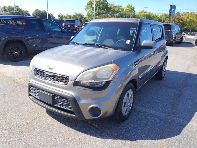 2013 kia soul base