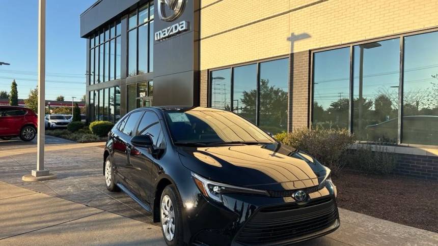 2024 toyota corolla hybrid le