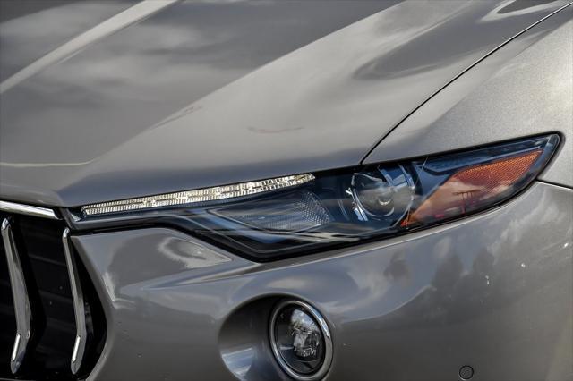 2021 maserati levante base
