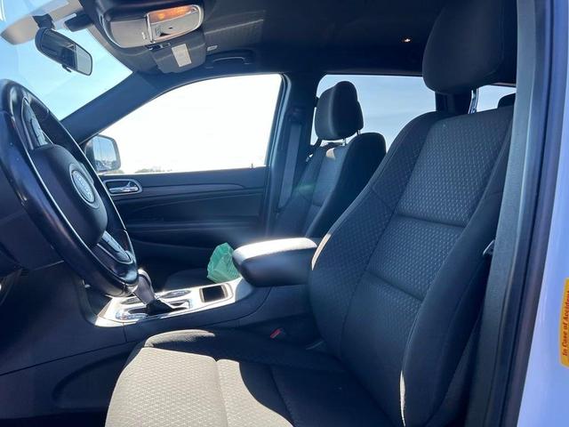 2020 jeep grand cherokee laredo e