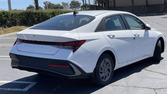 2024 Hyundai Elantra