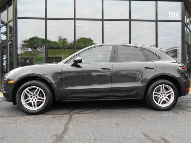 2020 porsche macan base