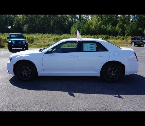new 2019 chrysler 300 touring awd berlin, md 21811 for sale in berlin, maryland
