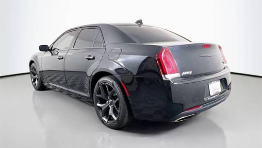 2021 Chrysler 300