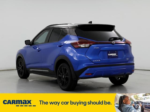 2022 nissan kicks sr