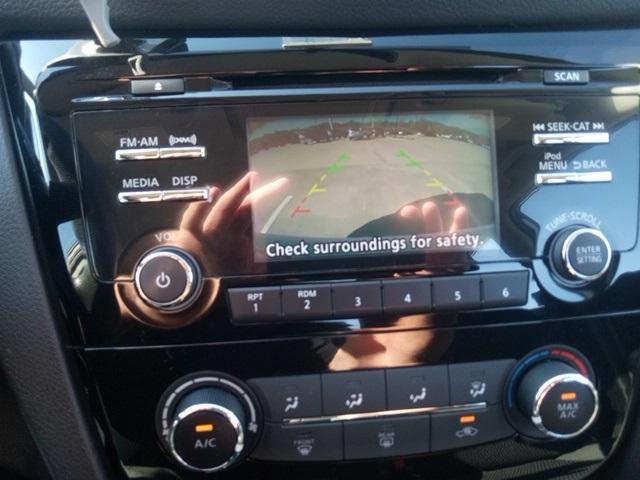 2017 nissan rogue sport s