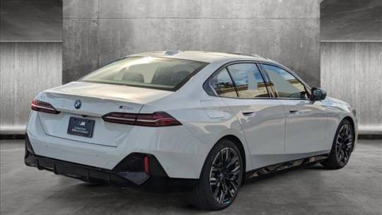 2024 BMW i5