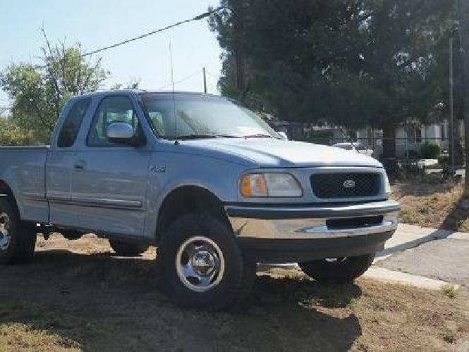 1998 ford f-150 v-6 in nuevo, ca