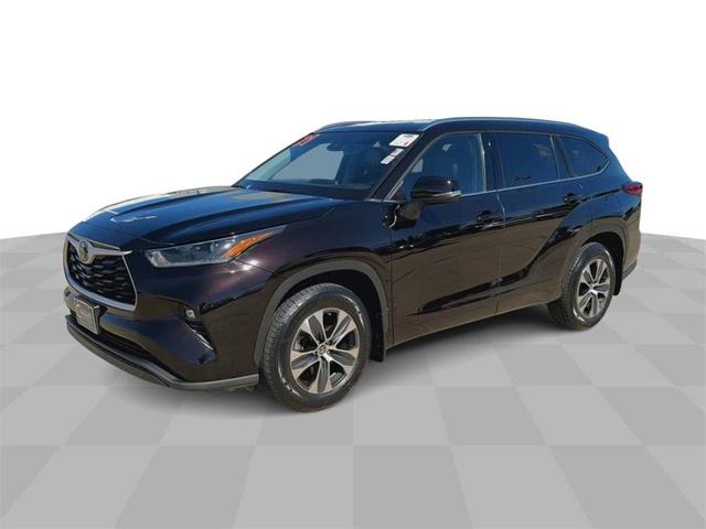2021 toyota highlander xle