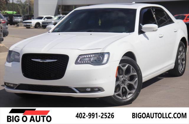 2017 chrysler 300 s