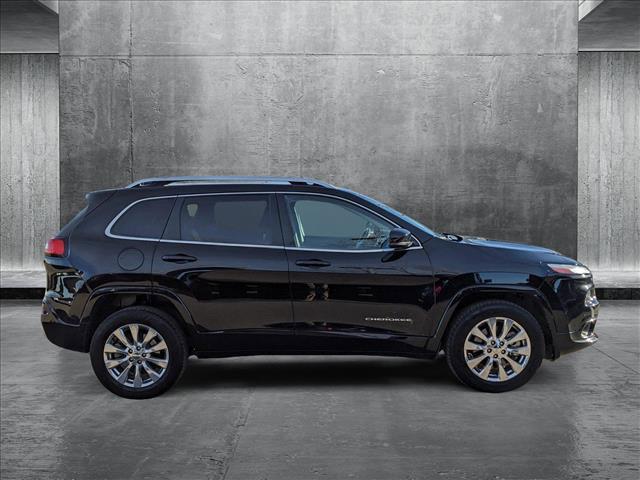 2017 jeep cherokee overland
