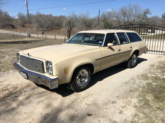 1977 chevrolet malibu classic station wagon 350 cid v8 3-speed auto "survivor"