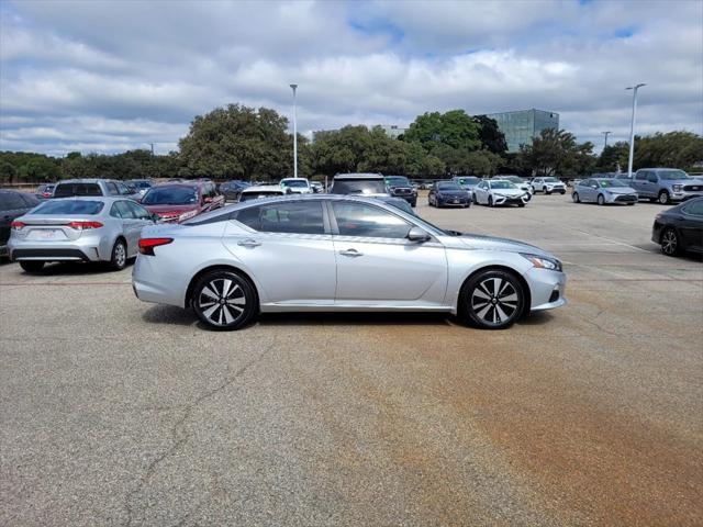 2022 nissan altima 2.5 sv