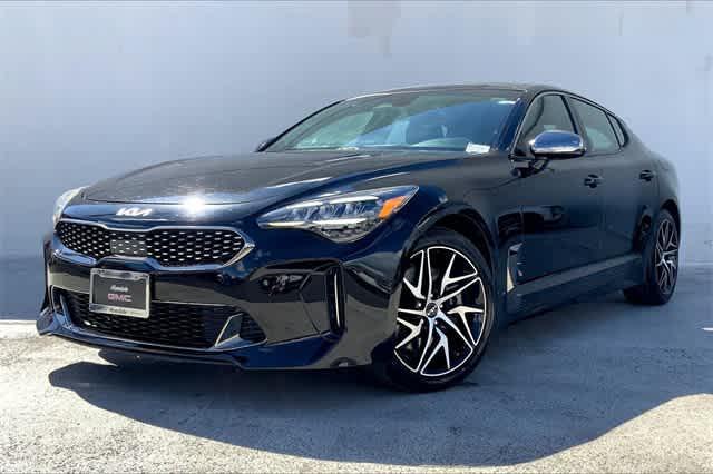 2022 kia stinger gt-line