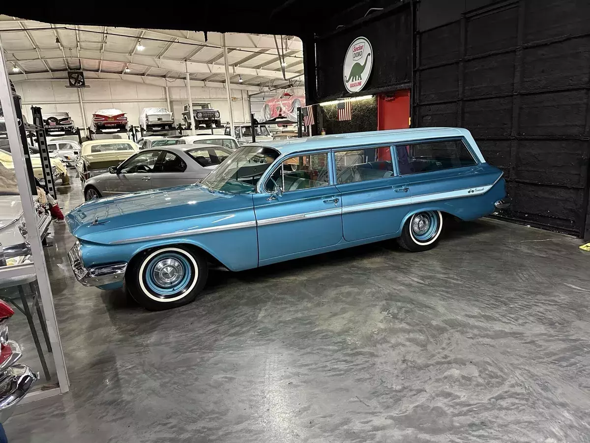 1961 chevrolet impala blue wagon