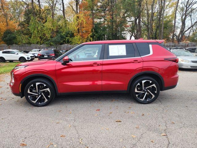 2022 mitsubishi outlander se