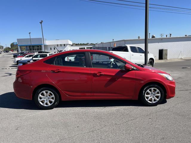 2013 hyundai accent gls