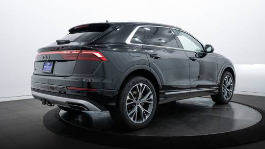 2025 Audi Q8