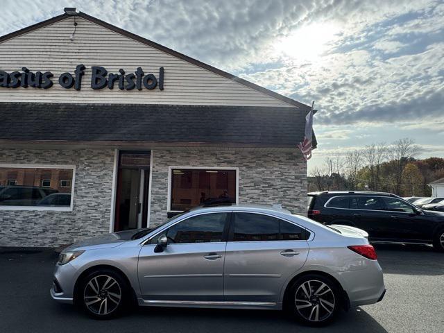 2018 subaru legacy sport