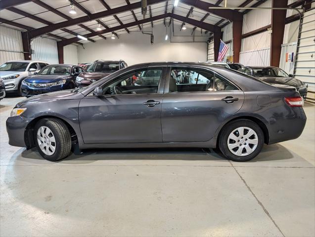 2011 toyota camry le