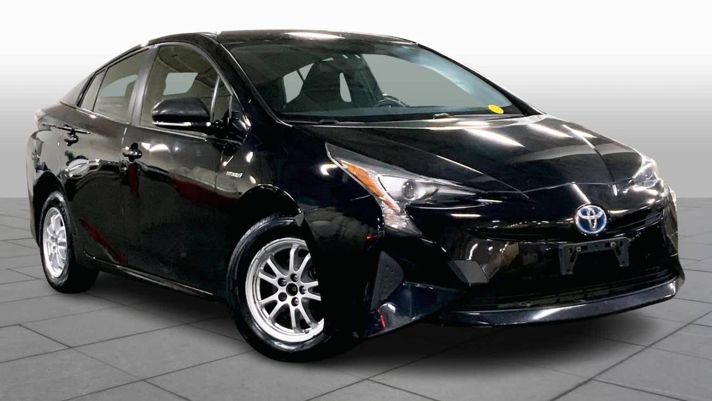 2016 toyota prius three